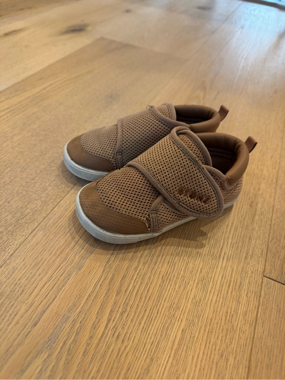 Stonz Toddler Brown Mesh Slip-On Sneakers